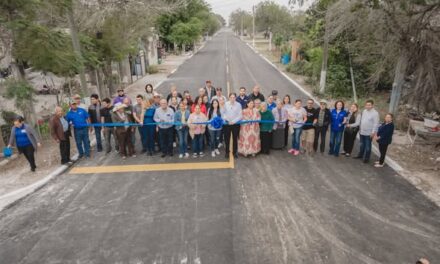 El Presidente Municipal, Dr. Alberto Alanis Villarreal Inaugura dos Importantes Obras de pavimentación para Valle Hermoso.