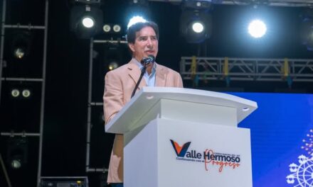 Magna Clausura por nuestro Presidente Municipal, Dr. Alberto Alanis Villarreal de las fiestas por el 87 Aniversario