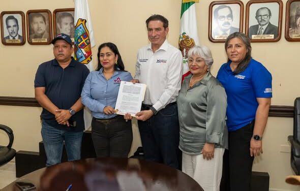 El Presidente Municipal, Dr. Alberto Alanís Villarreal, sostuvo una importante reunión con la Lic. Janeth García Coordinadora territorial de la Congregación Mariana Trinitaria de la Zona Norte del Pais.