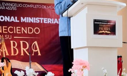 Dr. Alberto Alanis Villarreal fue invitado de Honor a la Convención Nacional de la Gran Comisión Cristiana del Evangelio Completo de México.