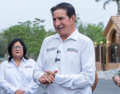 El Presidente Municipal, Dr. Alberto Alanis Villarreal, inaugura las pavimentaciones de las Calles: Priv. Río Bravo y Calle Roberto García.